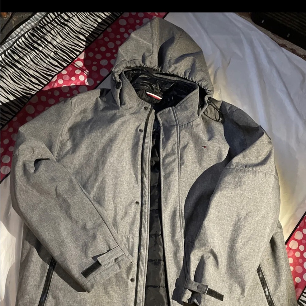 Tommy Hilfiger Gray Winter Coat with Zip Out Lining (3  coats in 1) XXL